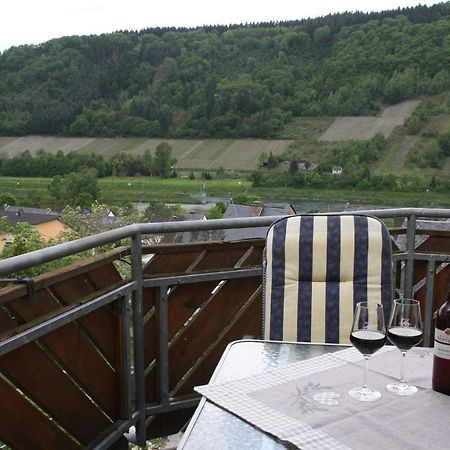 Apartments Stiftshof Enkirch Bagian luar foto